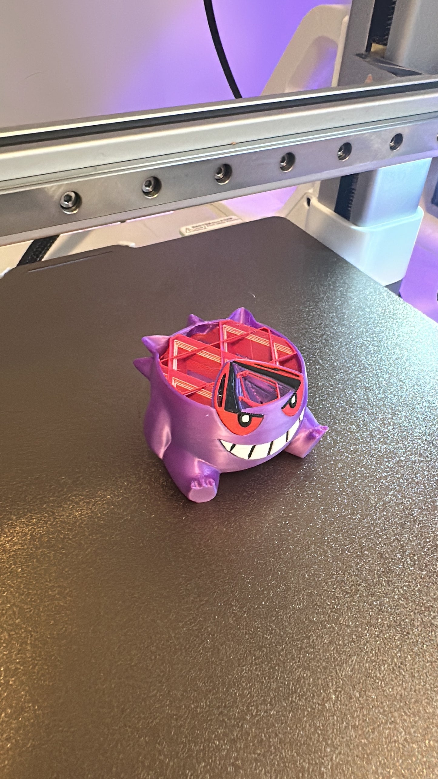 Gengar sentadinho